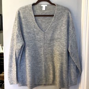 H&M Marled Gray V-neck Sweater